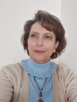 - Mª José Martínez Robles -